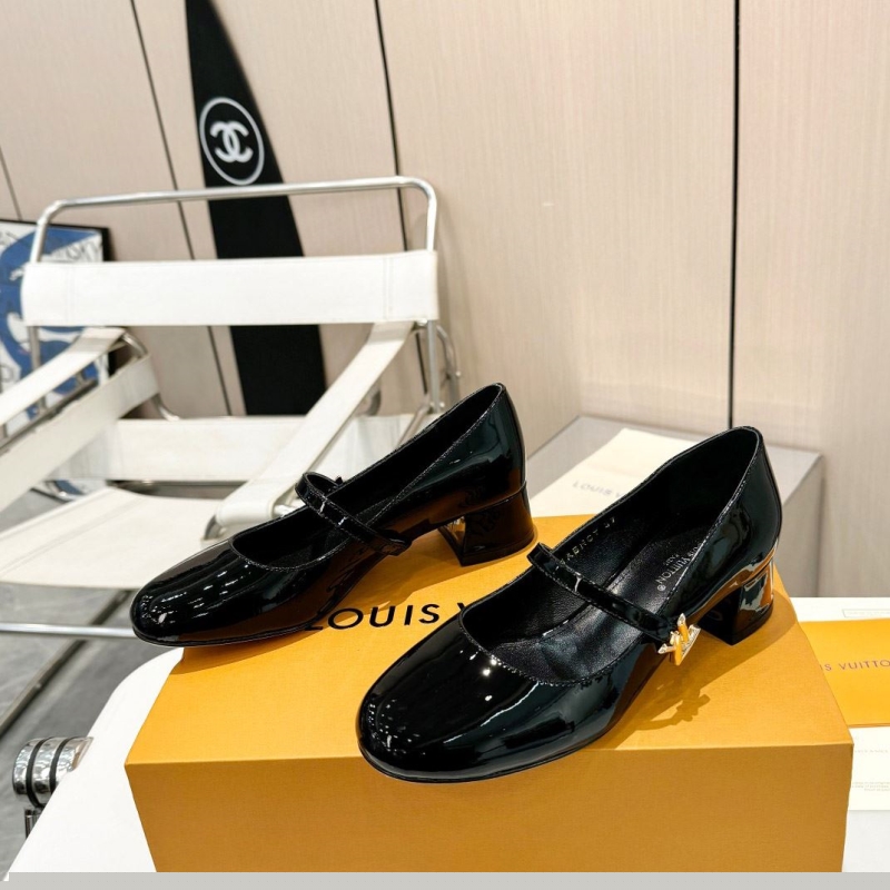 LV flat shoes